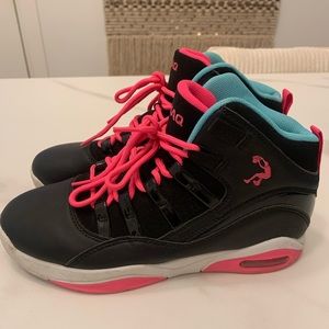 Girls Shaq Full Press Black Pink Sneaker - Size 4.5